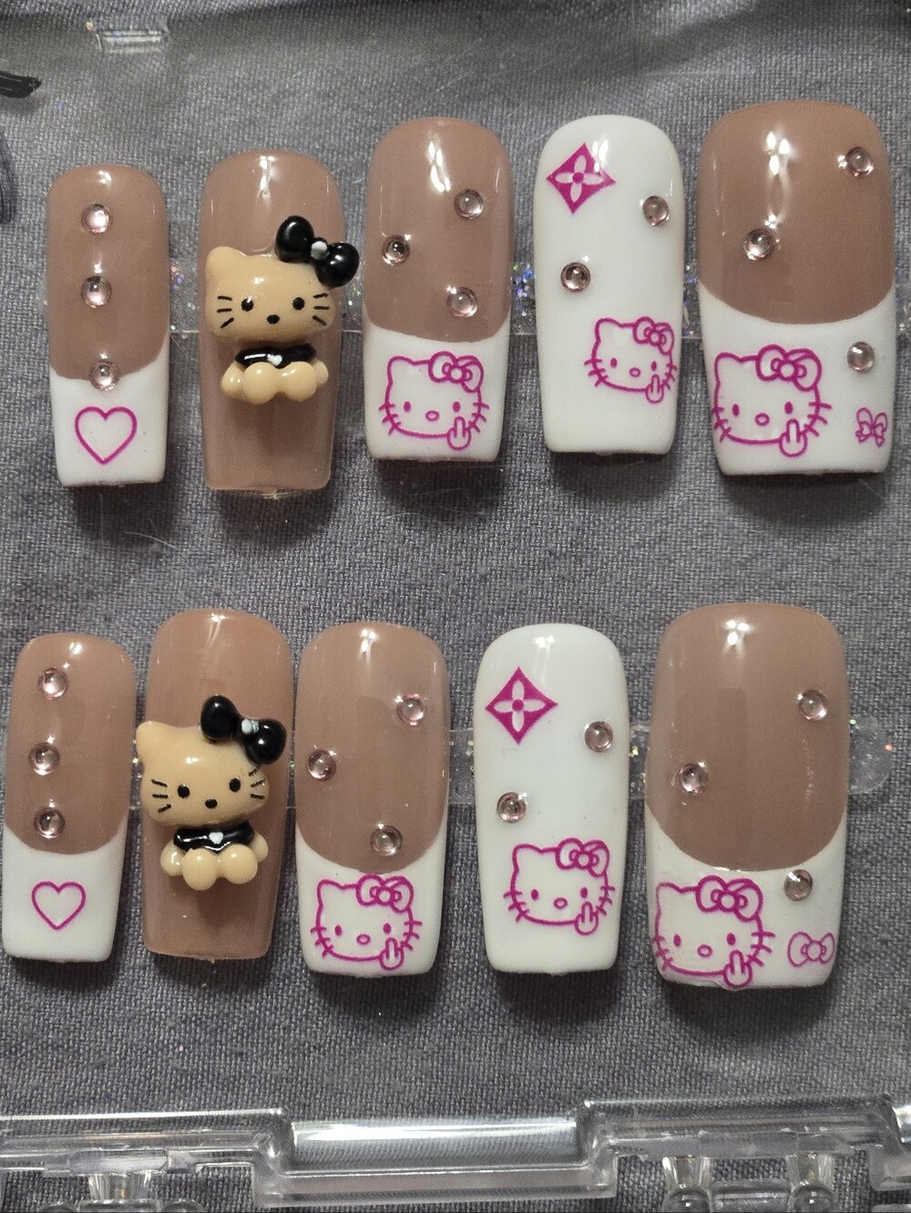 Hello Kitty 3D Nude & White Press-On Nail Set, Medium Length Square Shape